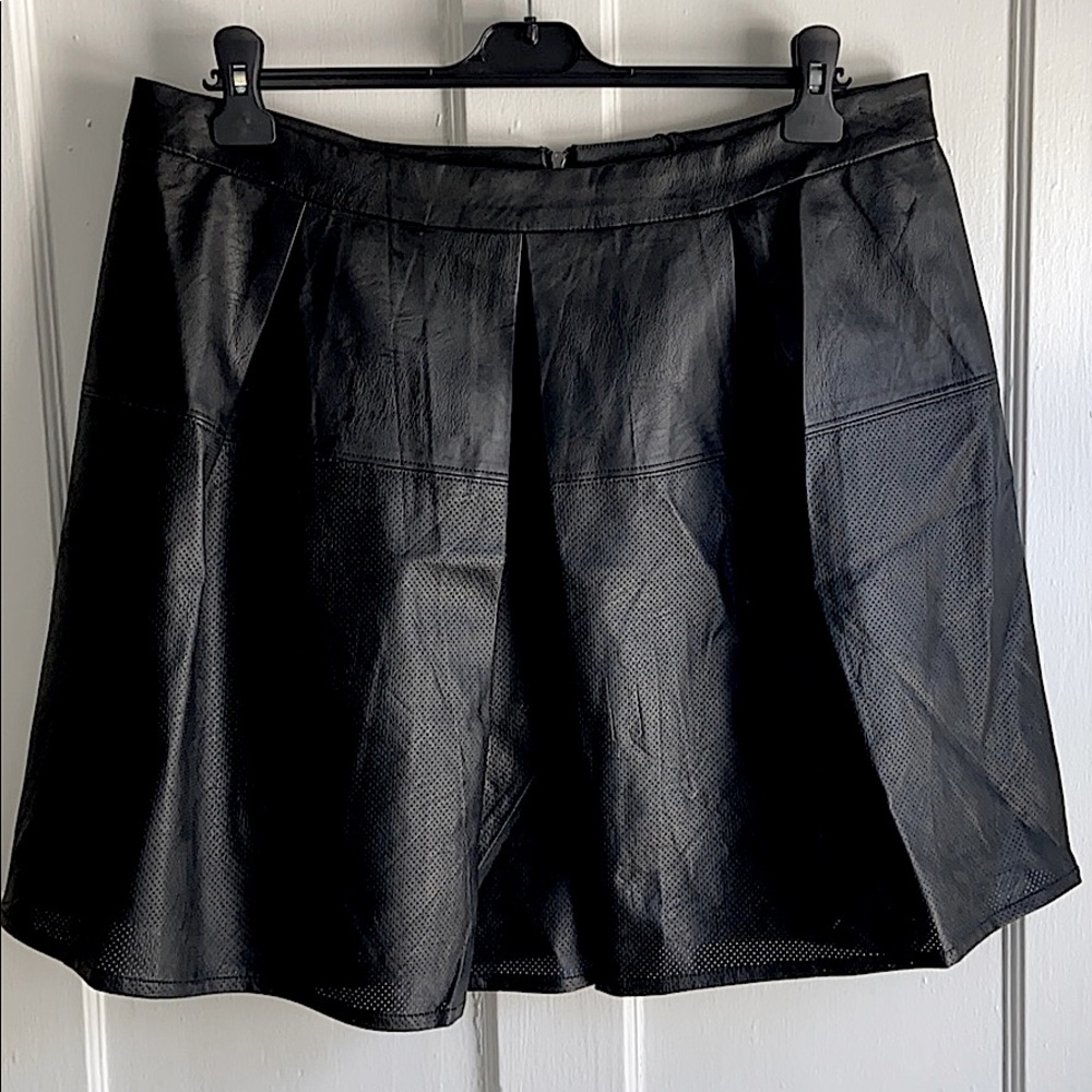 Pleather flare Harve Bernard skirt